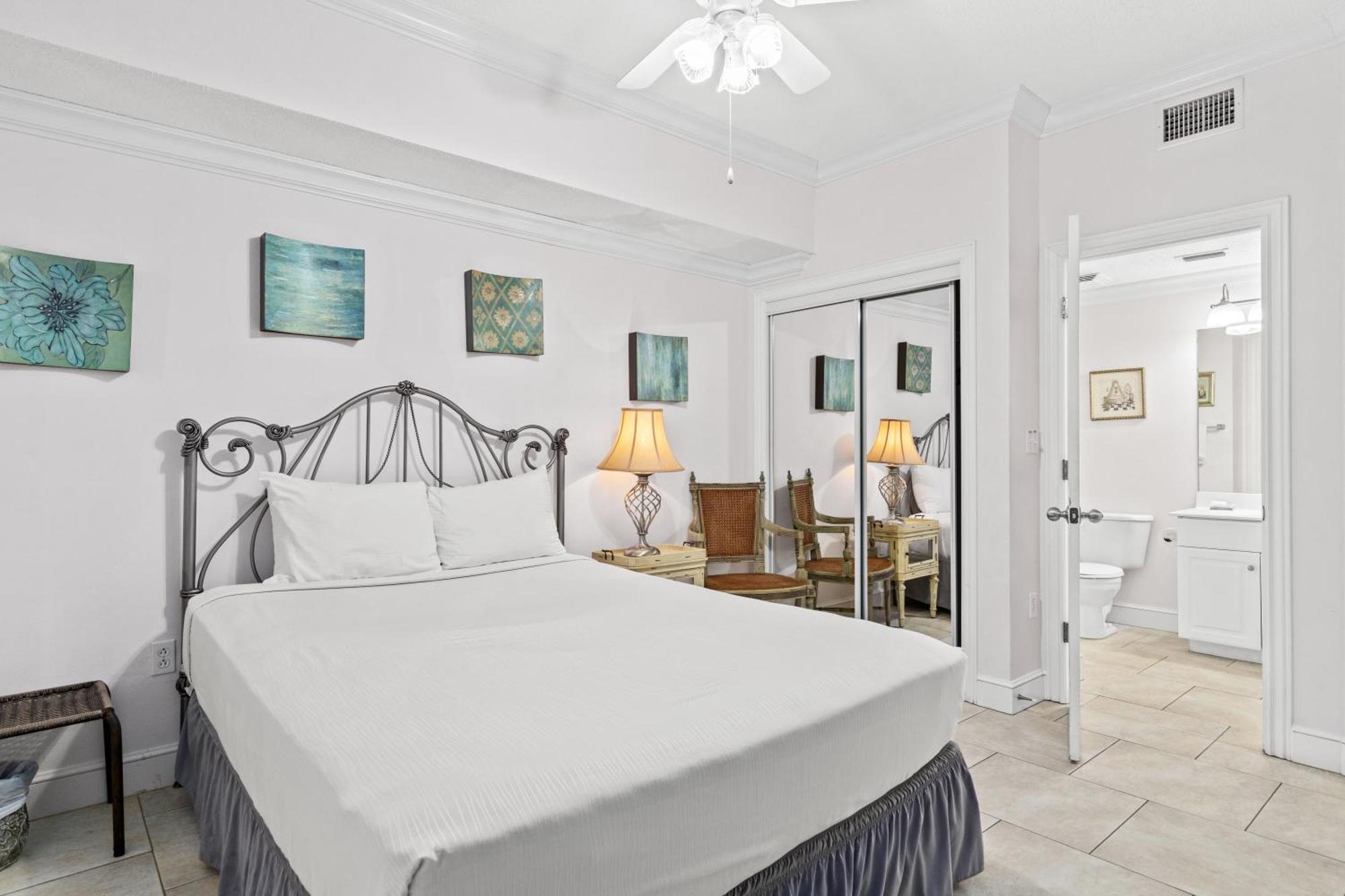 Official Majestic Beach Resort - Over 60 Units - All Ocean Front, Panama City Beach, Fl Bilik gambar